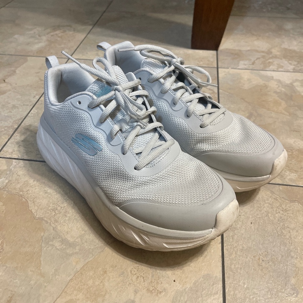 Hers Ushioning Cooled Dry Foam Shoes